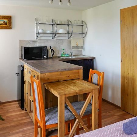 Apartman Praha Brevnov Exteriör bild