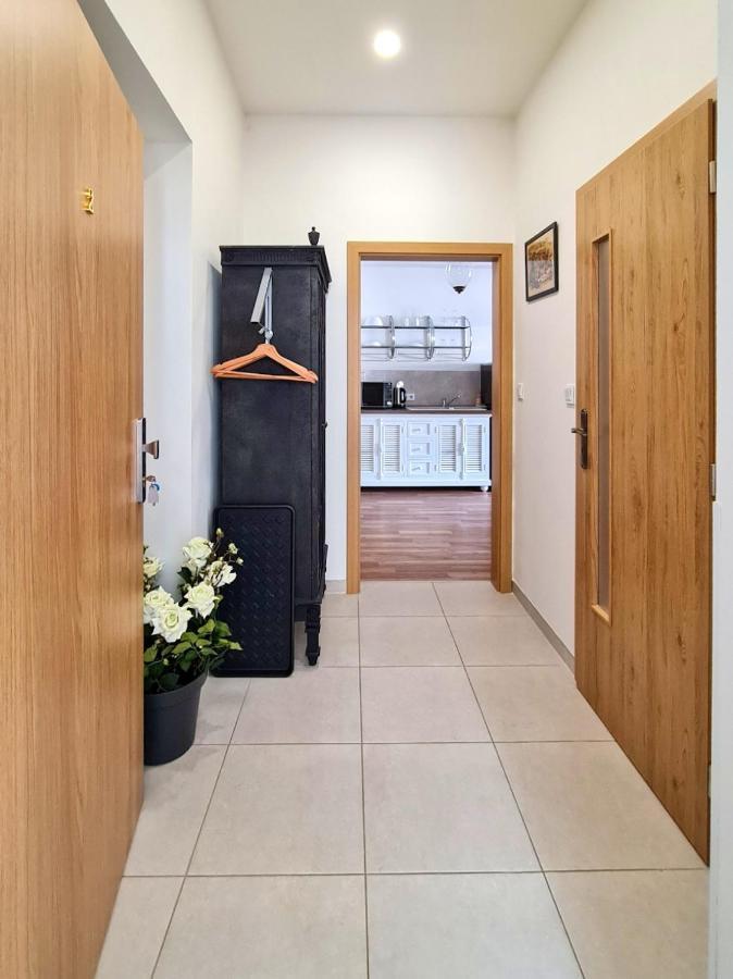 Apartman Praha Brevnov Exteriör bild