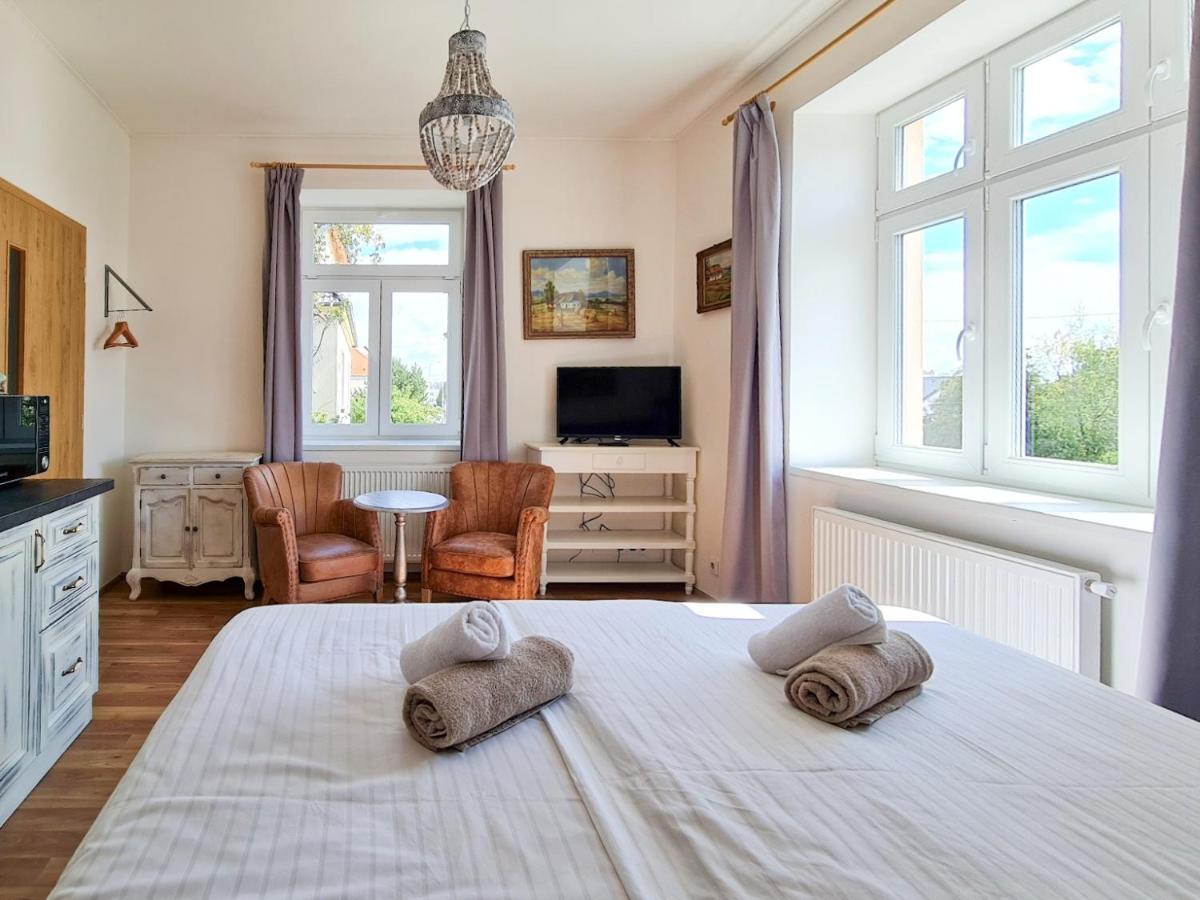 Apartman Praha Brevnov Exteriör bild
