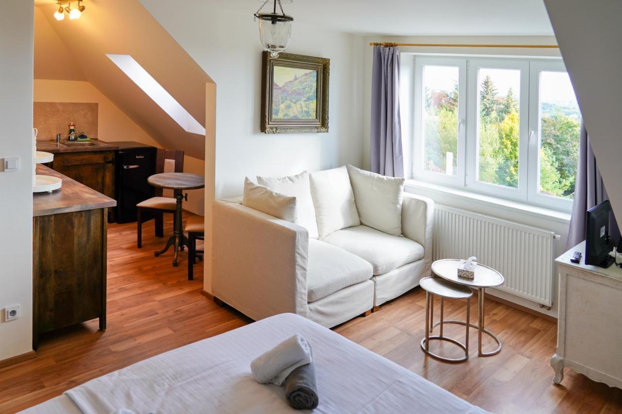 Apartman Praha Brevnov Exteriör bild
