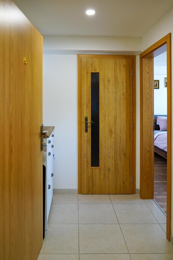 Apartman Praha Brevnov Exteriör bild